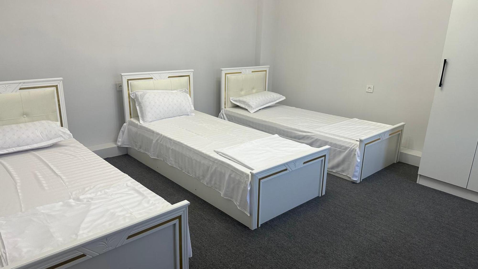 Nazar Hotel & Hostel Turkistan 外观 照片